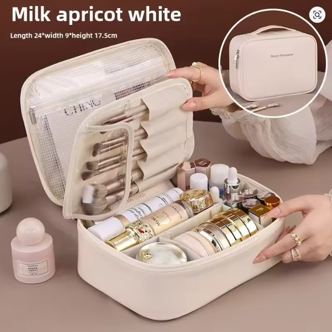 LuxVoyage Women’s Makeup Organizer