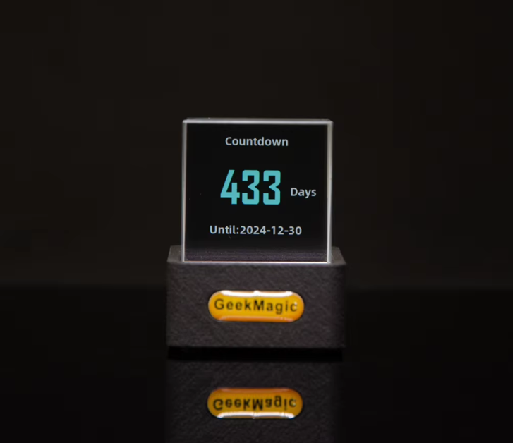 GeekMagic: Smart Weather Station & Digital Photo Frame