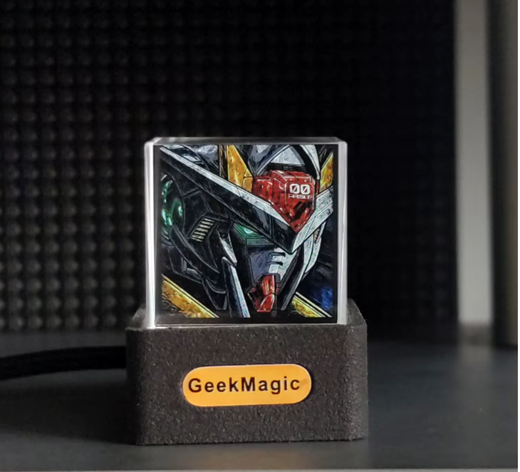 GeekMagic: Smart Weather Station & Digital Photo Frame