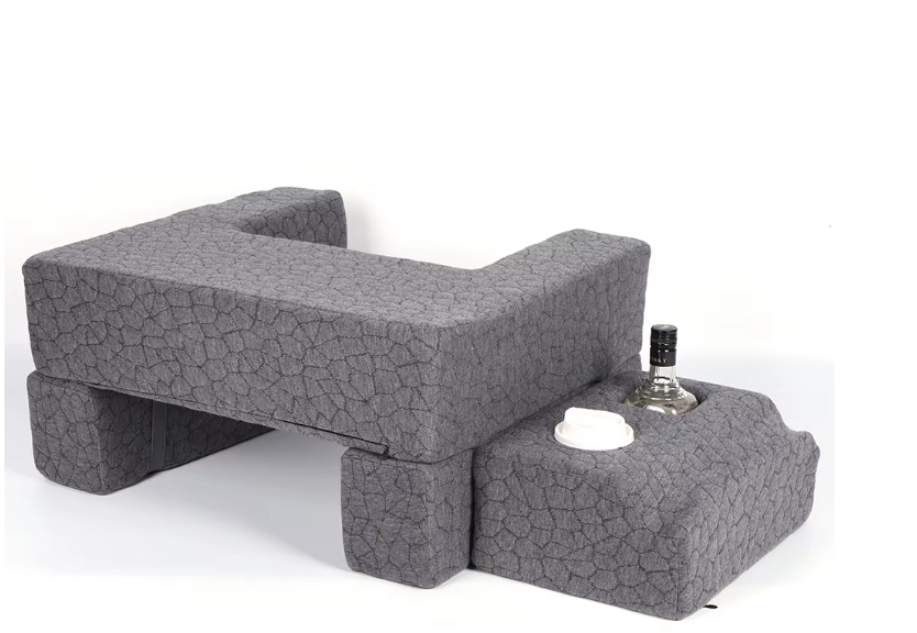 The Cozy Gamer Desk & Rest